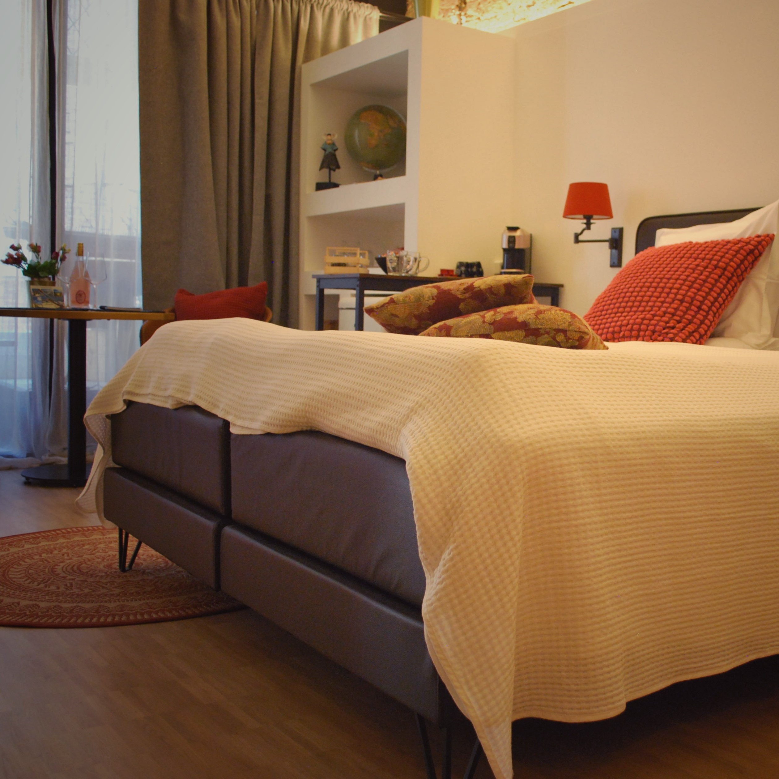 Bed en eethoek